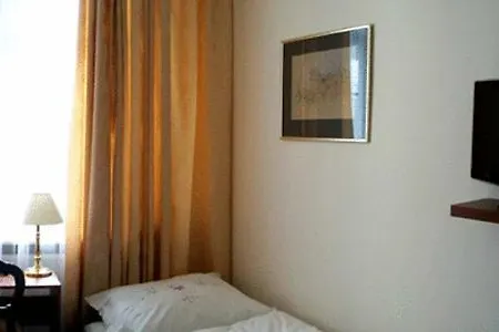 Rezydencja Targowa Couette-café